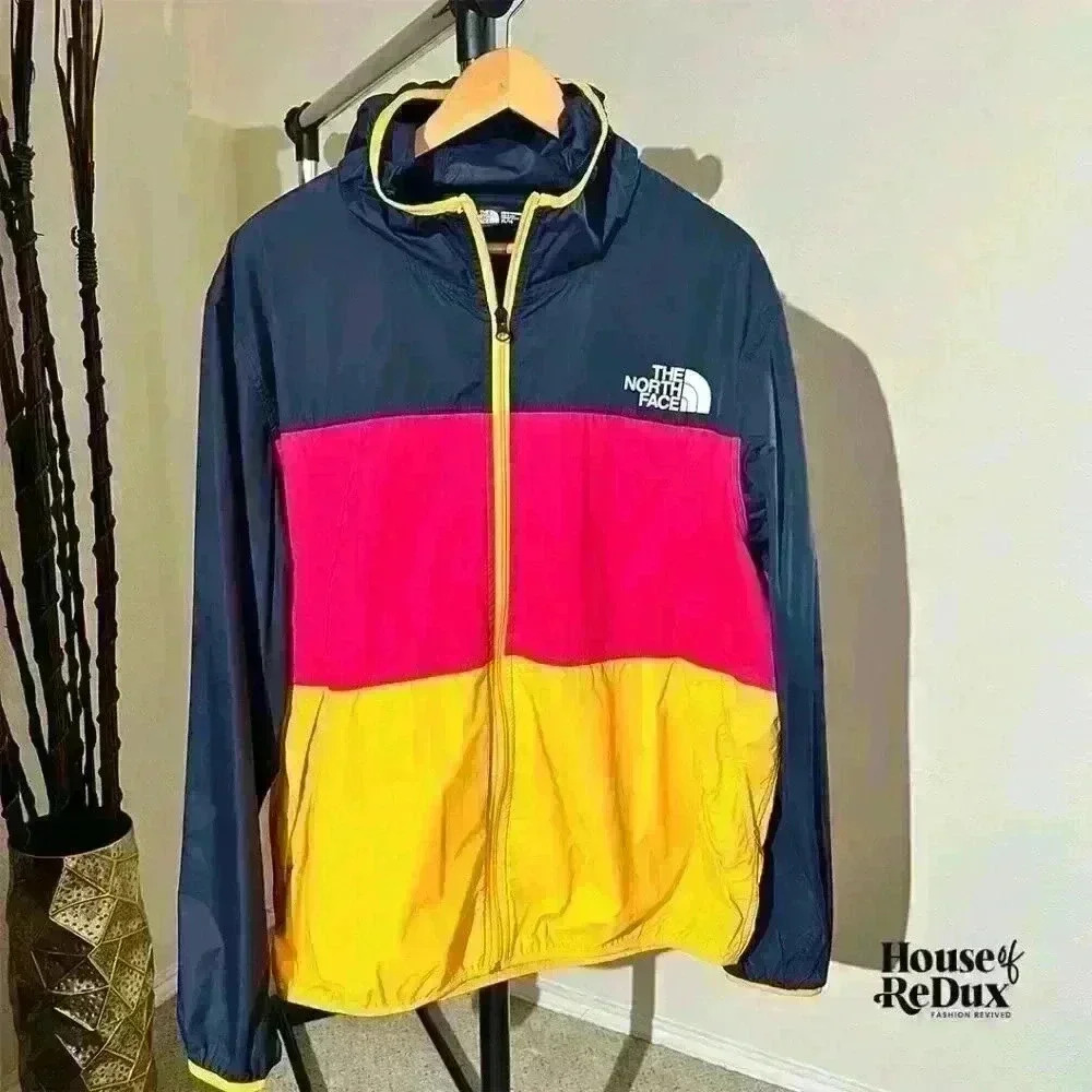 The North Face Lightweight Wind Jacket